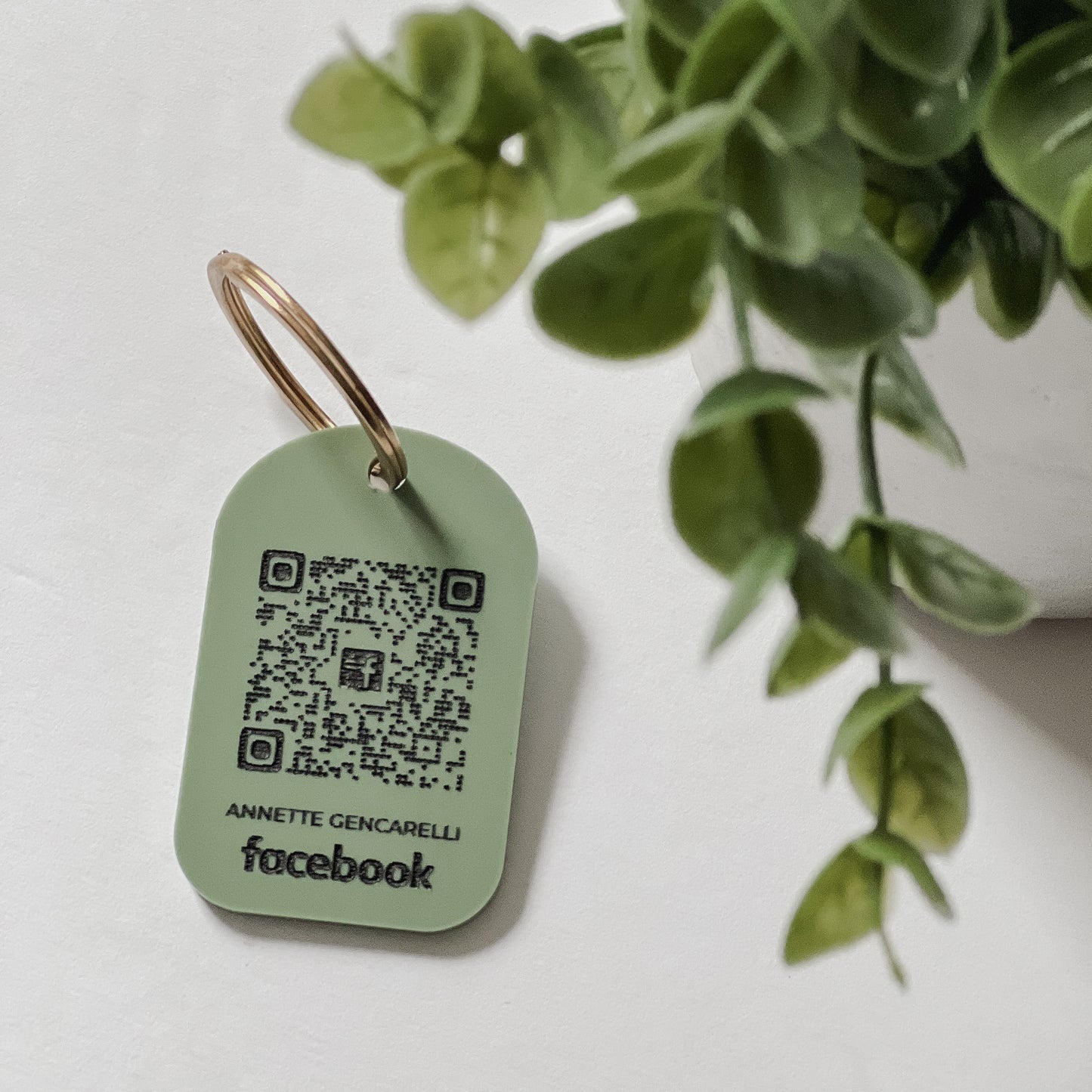 QR Keyring Business Card